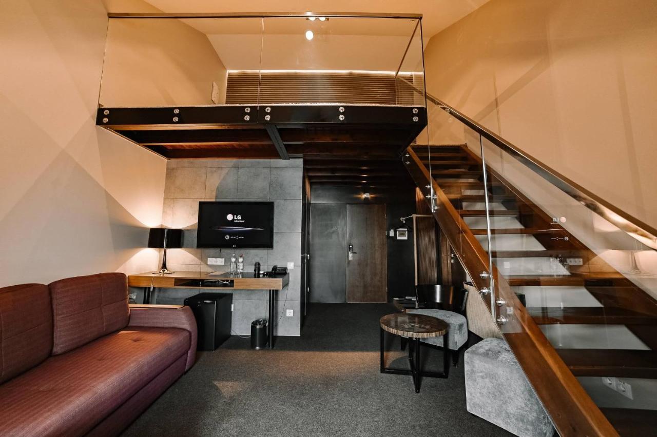 Park Hotel Switzerland Obariv Εξωτερικό φωτογραφία