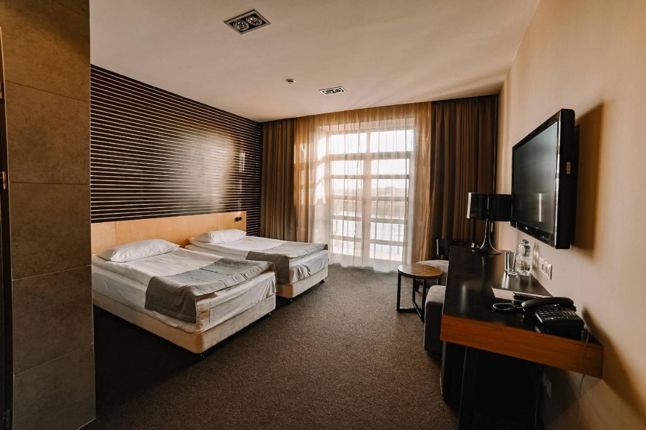 Park Hotel Switzerland Obariv Εξωτερικό φωτογραφία