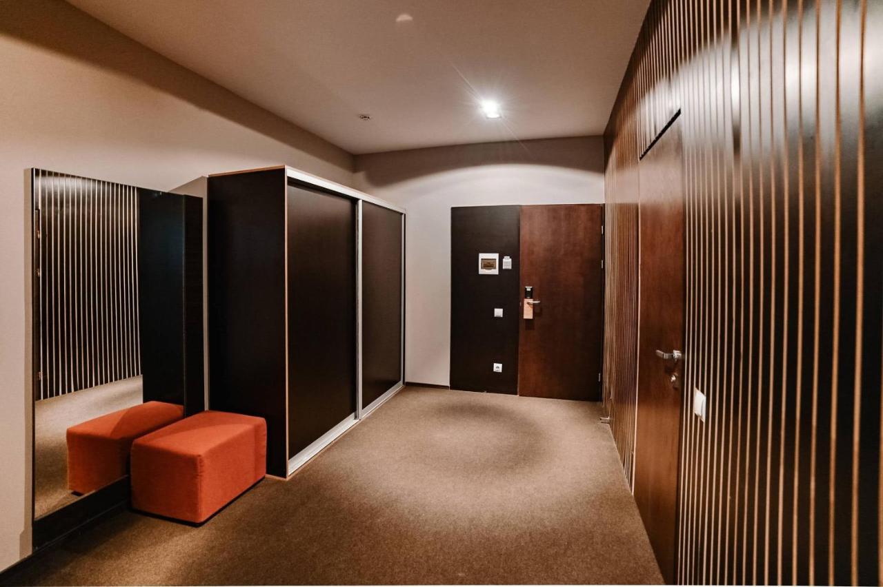 Park Hotel Switzerland Obariv Εξωτερικό φωτογραφία