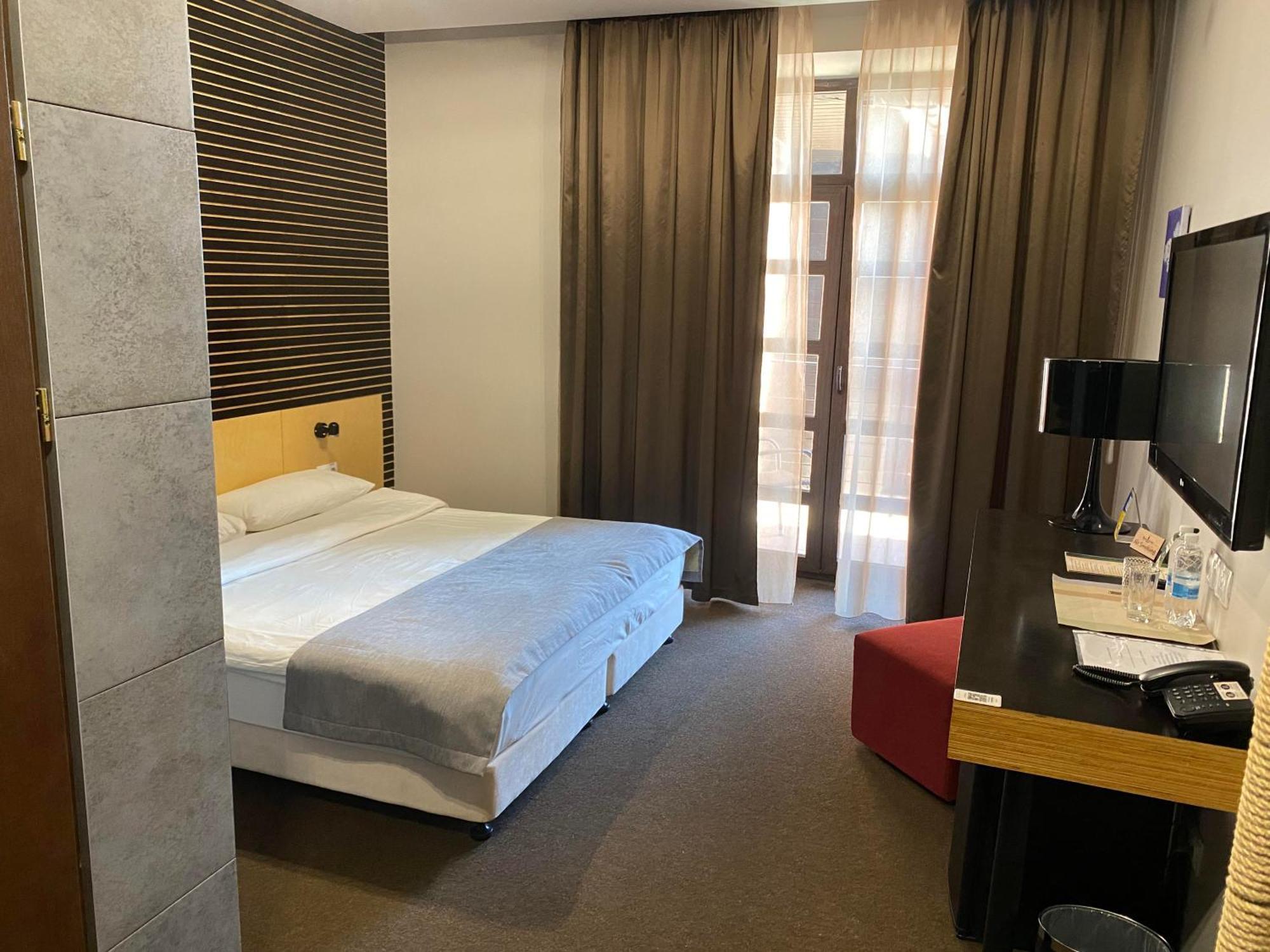 Park Hotel Switzerland Obariv Εξωτερικό φωτογραφία