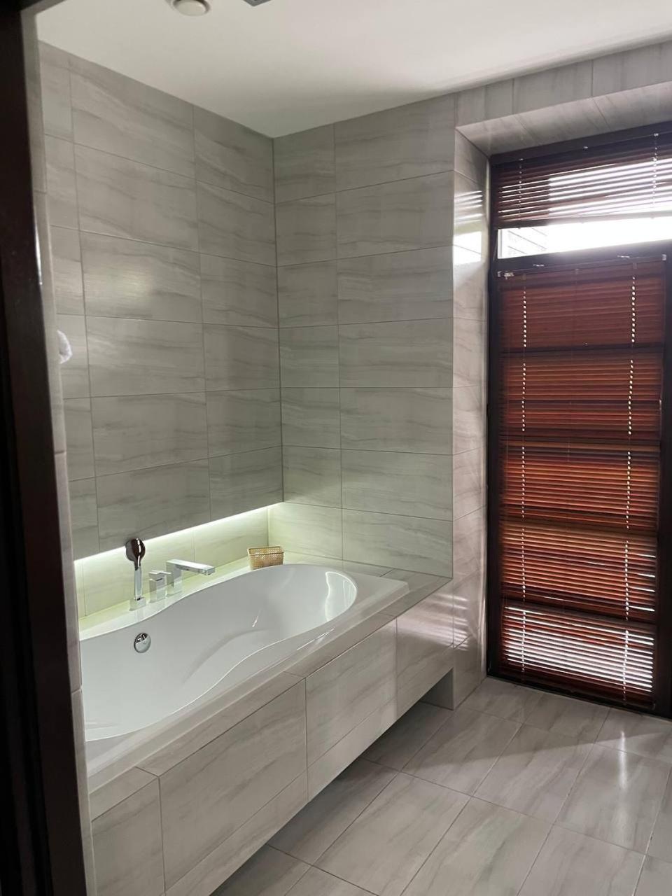 Park Hotel Switzerland Obariv Εξωτερικό φωτογραφία